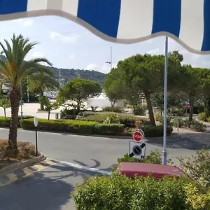 Anatole - T3 - Moderne - Climatise - 1er Etage - Tres Grande Terrasse - Vue Magnifique Et Degagee Apartment Saint-Mandrier-sur-Mer
